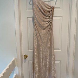 Beautiful Calvin Klein Gown